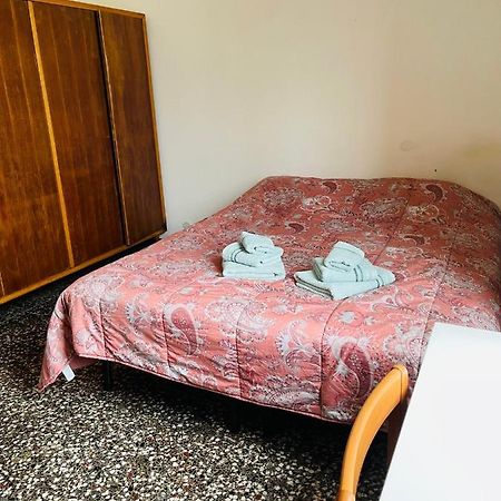 Bed and Breakfast Mh Genova Екстер'єр фото