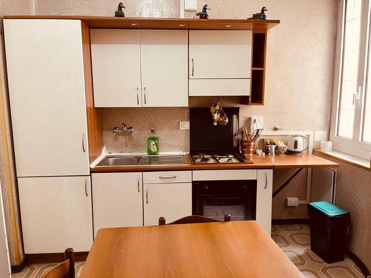 Bed and Breakfast Mh Genova Екстер'єр фото