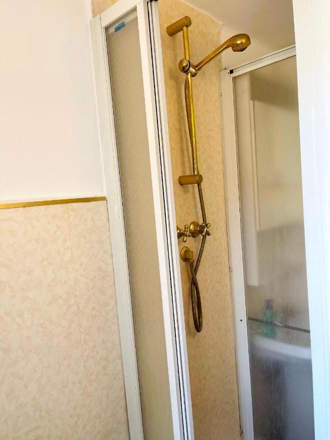Bed and Breakfast Mh Genova Екстер'єр фото